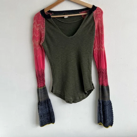 Women's We The Free Top Size S Green Long Sleeve - Picture 1 of 4